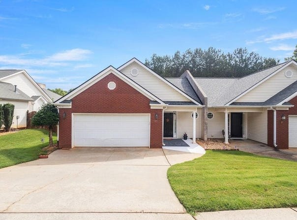 21 Stony Oak Drive, Newnan, GA 30263