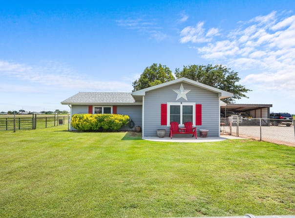5306 E Erskine Street, Lubbock, TX 79403