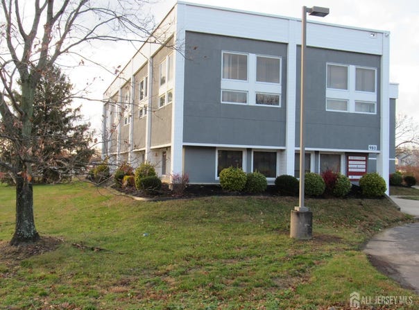 981 State Route 33 W, Monroe, NJ 08831