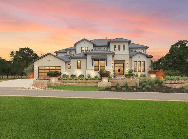 390 Crosswater Lane, Dripping Springs, TX 78620