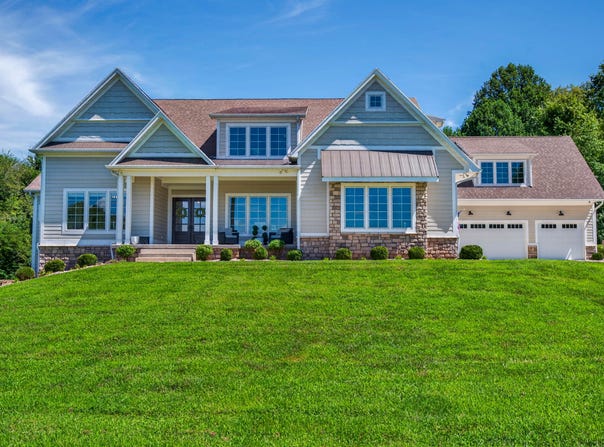 3823 Buckley Court, Columbus, IN 47203