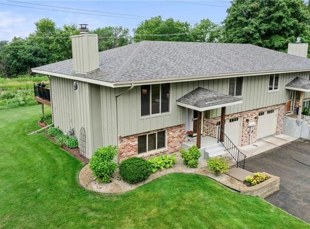 1110 Boone Avenue N, Golden Valley, MN 55427