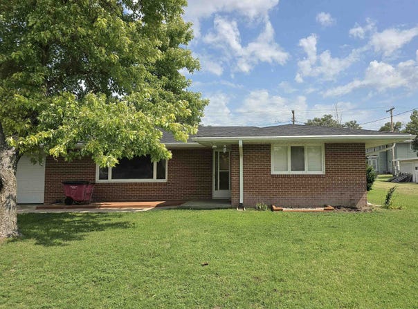 710 E 5th, LaCrosse, KS 67548