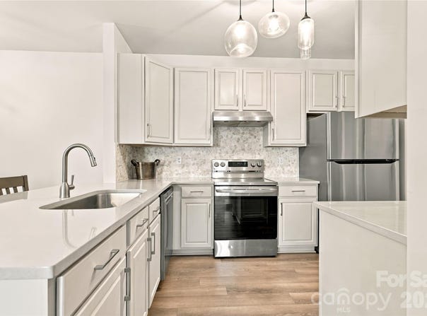 19819 Deer Valley Drive, Cornelius, NC 28031