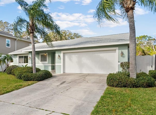 45 GULFWINDS DRIVE W, PALM HARBOR, FL 34683