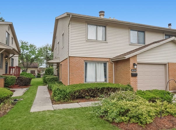 18584 Meadow Lane, Hazel Crest, IL 60429