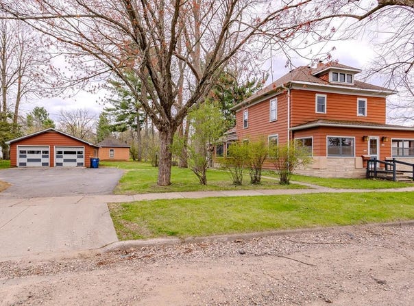 1403 WATER ST, Merrill, WI 54452