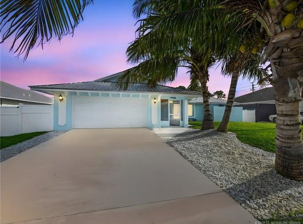 1409 SW Aachen Avenue, Port St Lucie, FL 34953