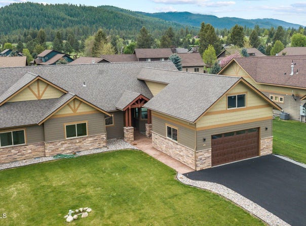 24 Bellflower, Blanchard, ID 83804