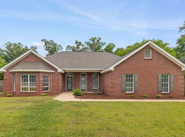 20 Red Oak Ln., Starkville, MS 39759
