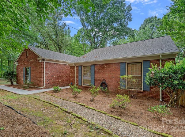 801 Odell Court, Matthews, NC 28105
