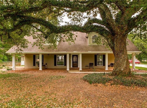 20284 Hollie Lane, Ponchatoula, LA 70454