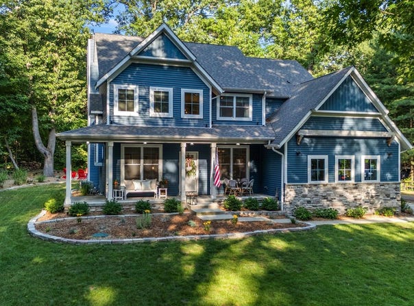 323 Dreamwold Way, Michiana Shores, IN 46360