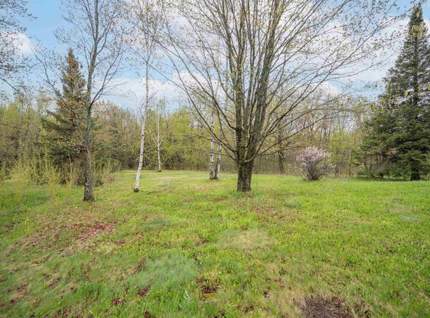 12554 W Skyline Pkwy, Duluth, MN 55810