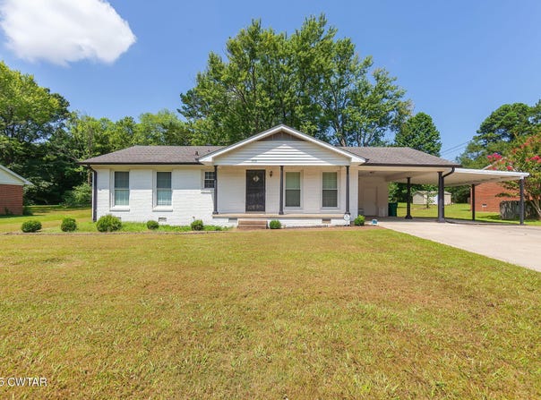 303 Ridgedale Drive, Jackson, TN 38305