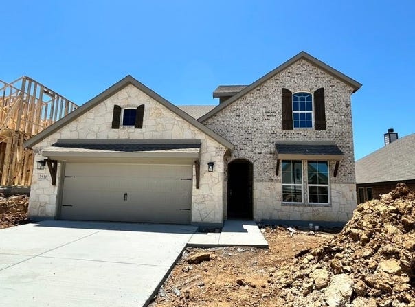 3516 Columbus Street, Gainesville, TX 76240