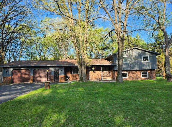 6048 SARAH CIRCLE, Wisconsin Rapids, WI 54494