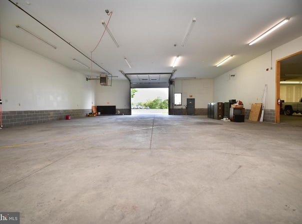 220 S MAPLE STREET, KUTZTOWN, PA 19530