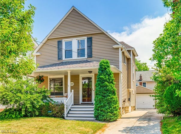 1233 Hall Avenue, Lakewood, OH 44107