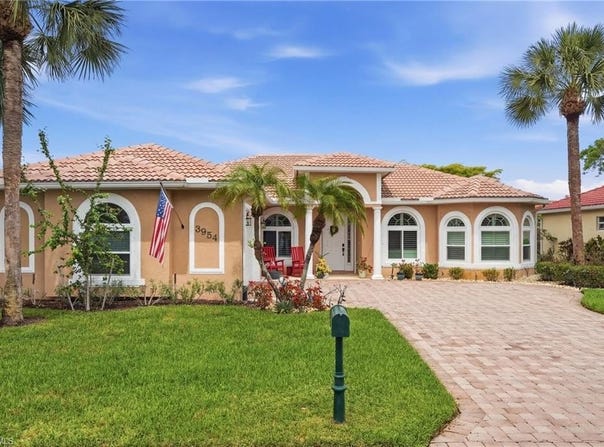 3954 Recreation Ln, NAPLES, FL 34116