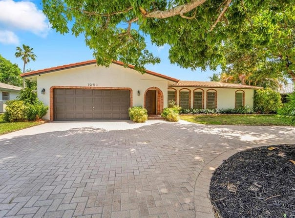1251 NW 85th Ter, Coral Springs, FL 33071