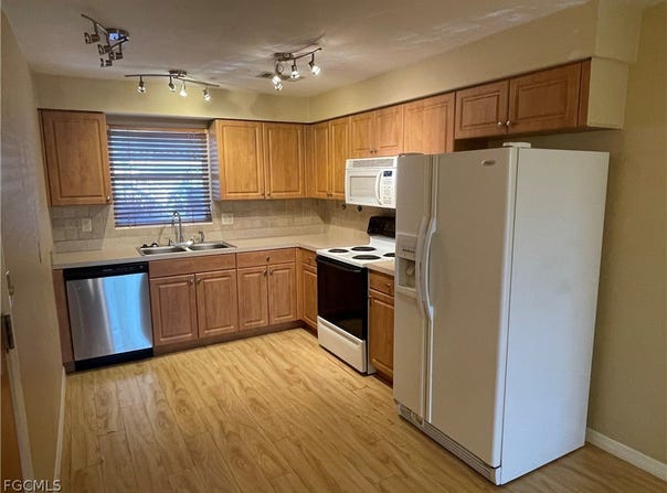 6777 Winkler Road, Fort Myers, FL 33919