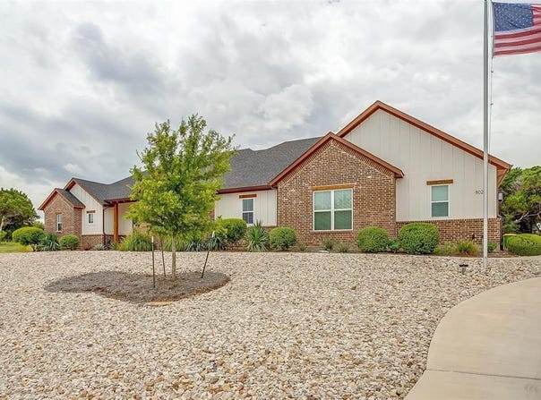 8028 Leven Link Street, Cleburne, TX 76033
