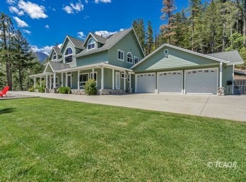 211 Strope Creek Rd, Trinity Center, CA 96091