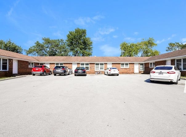 702 Couch St - 52, McMinnville, TN 37110