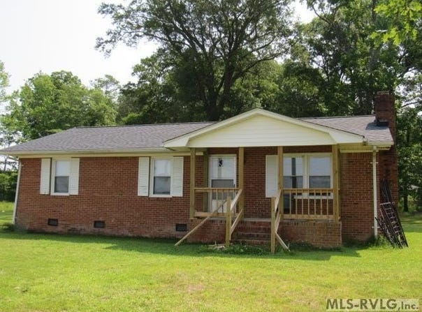124 STATESVILLE RD, Como, NC 27818