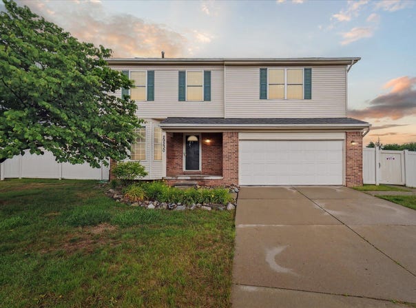 29230 Hunter Court, Trenton, MI 48183