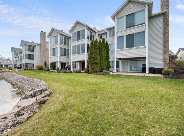 10654 E Bayshore Road, Marblehead, OH 43440