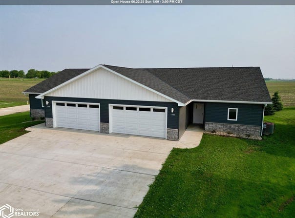1401 E 11th St., Carroll, IA 51401