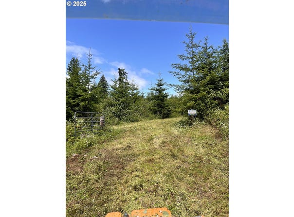 S Bonney RD, Colton, OR 97017
