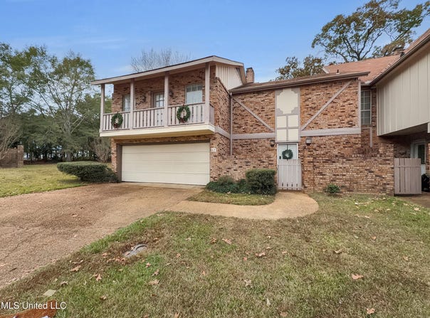 63 Sycamore Lane, Brandon, MS 39042