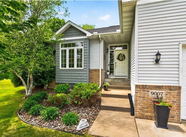 9007 Cheyanne Circle, Waverly, MN 55390