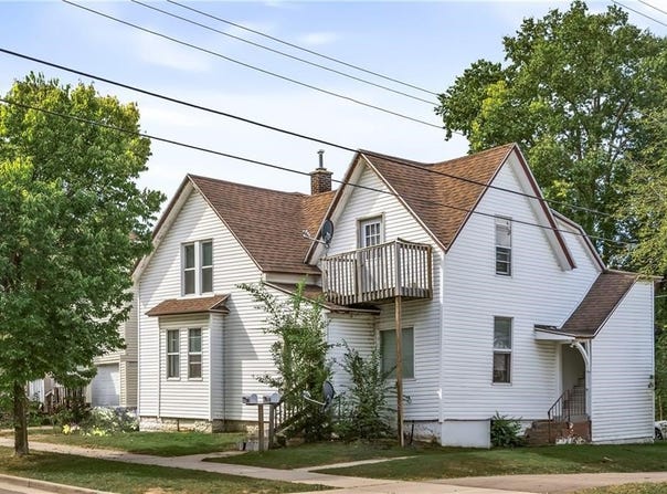 708 Jones Street, Eau Claire, WI 54701