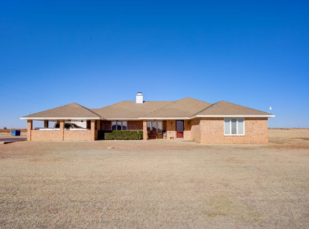 15004 N private road 2420, Lubbock, TX 79403