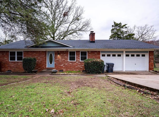 207 W 23rd Street, Russellville, AR 72802