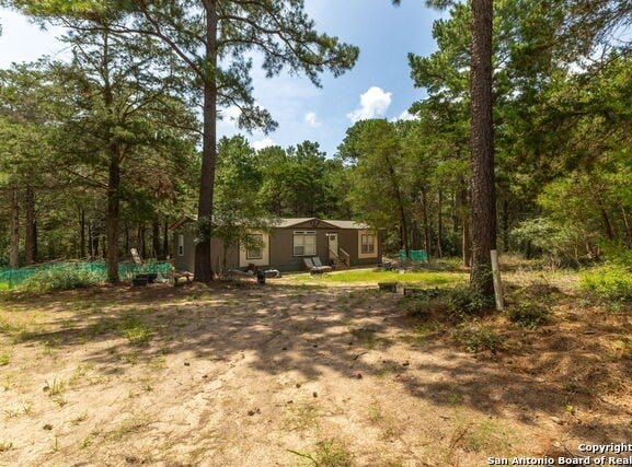 1053 Elm Crest, New Ulm, TX 78950