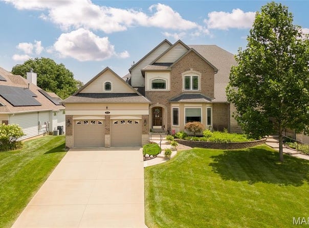 7438 Wolfrun Trail, Fairview Heights, IL 62208