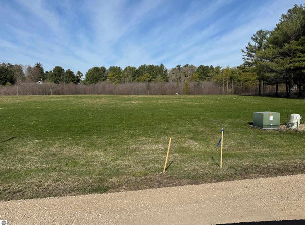 Capa-Bran Terrace lot: 7, Elk Rapids, MI 49629