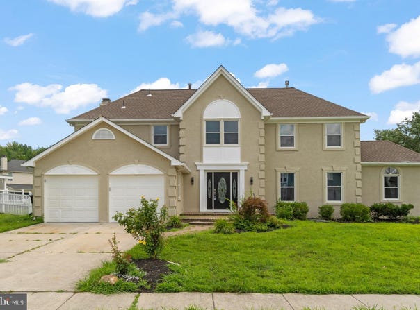 105 RABBIT RUN ROAD, SEWELL, NJ 08080