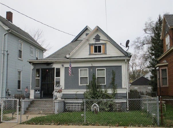801 S Warren Street, Peoria, IL 61605