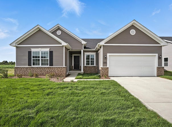 6500 E 103rd Avenue, Crown Point, IN 46307