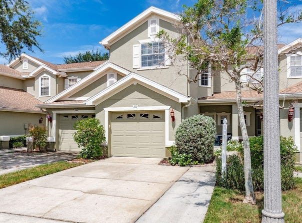 511 SPRING LAKE CIRCLE, TARPON SPRINGS, FL 34688