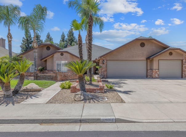 2651 19th Avenue, Kingsburg, CA 93631