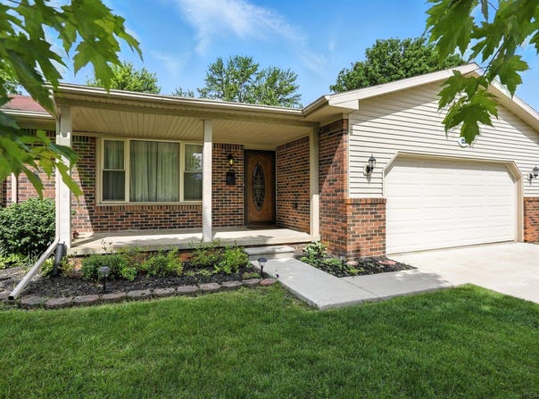 12156 Birchwood, Grand Blanc, MI 48439