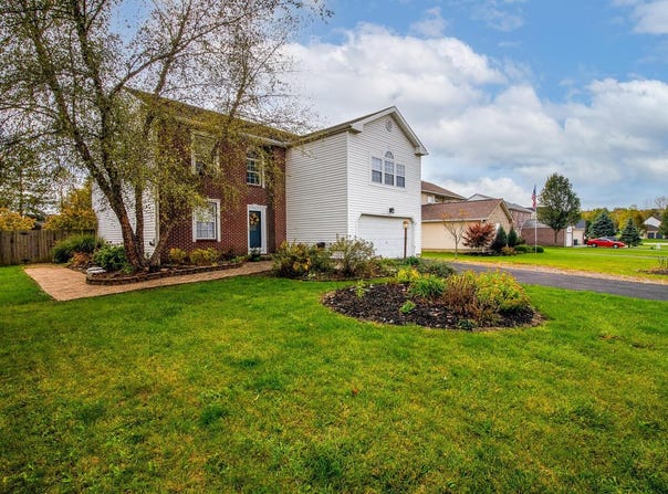 112 Spring Brook Court, Etna, OH 43062