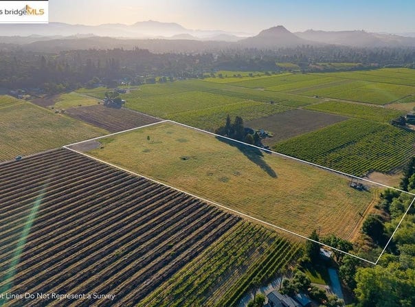838 Dry Creek, Healdsburg, CA 95448